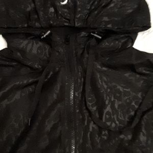 ZYIA active jacket bomber leopard black